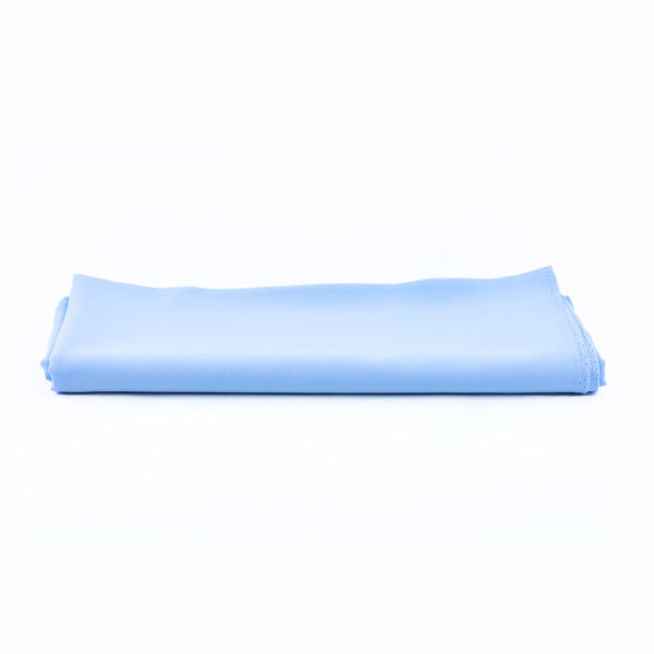 Light blue square tablecloth - 1.4m x 1.4m.
Can be used as an overlay.